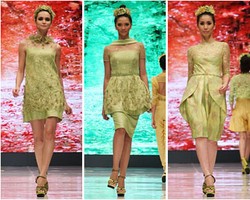 5 Desainer Indonesia Kreasikan Tenun Jadi Busana ala Tibet Sampai Melayu