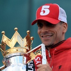 Pensiun dari Timnas, Ferdinand Berharap Bisa Lebih Lama di MU