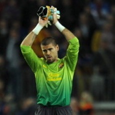 Barcelona: Valdes Takkan Perpanjang Kontrak