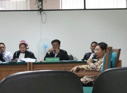 Fathanah: Saya Dekat dengan Ustad Luthfi