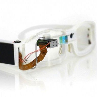 Perjalanan Google Glass: dari Culun Hingga Futuristik