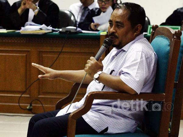 Luthfi Bersaksi di Sidang Suap Impor Daging