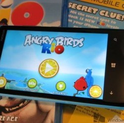 Angry Birds Rio Terbang ke Windows Phone