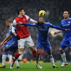 Benitez & Wenger Tanggapi Kemungkinan Play-off