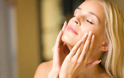 Ingin Punya Kulit Mulus dan Cerah? Makanlah Pisang dan Pepaya!