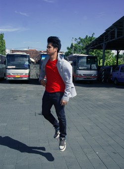 Try to fly high