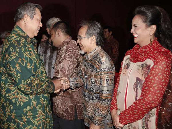SBY Nonton Film Sang Kiai