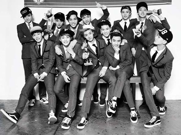 Yuk, Intip Foto Teaser XOXO (Kiss&Hug) EXO!