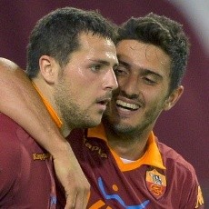 Roma Kalahkan Napoli di Giornata Terakhir