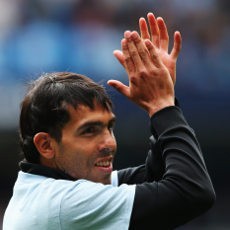 Tevez, di Antara Monaco dan PSG