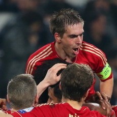 Lahm Pede Bayern Bisa Raih Treble