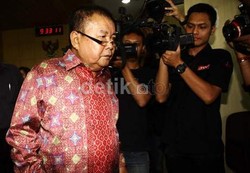 Diperiksa Dalam Kasus LHI, Eks Anggota DPD Ditanya Soal Transaksi Tanah