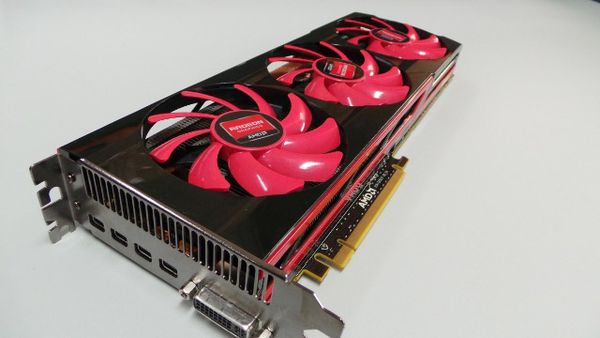 Si Buas Radeon HD 7990