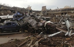Tornado Hebat di Oklahoma, 10 Korban Tewas Ditemukan