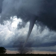 Tornado di Oklahoma Mirip dengan Tornado Dahsyat 14 Tahun Lalu