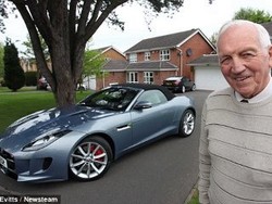 Kakek Ini Konsumen Setia Jaguar