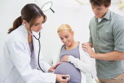 Jaga Berat Badan Agar Tak Berlebihan Saat Hamil dengan Cara Berikut