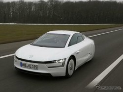 Mengendarai Mobil Teririt di Dunia, VW XL1