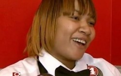 Karena Keramahannya, Pelayan Ini Dapat Tip Rp. 4,4 Juta