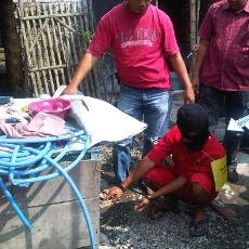 Tersangka Pembunuh Ibu Kandung Jalani 24 Adegan Rekonstruksi