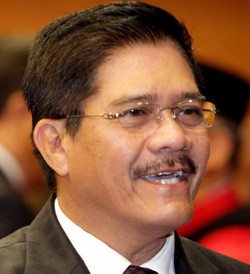 Seleksi Hakim Ad Hoc Tipikor Bak Makan Buah Simalakama