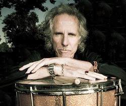 Drummer The Doors Angkat Bicara Mengenai Kematian Ray Manzarek