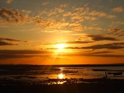 Sunset Cantik di Kupang? Datang saja ke Pantai Lasiana