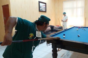 Serunya Nyodok di Ruang Bedah RSUD Waled Cirebon