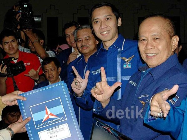 Syarif & Ibas Serahkan Perbaikan Bacaleg PD