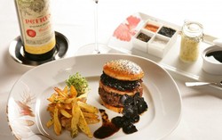 Mau Pesan Hamburger Rp. 49 Juta atau Hot Chocolate Rp. 245 Juta?