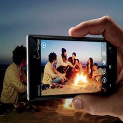 Iklan Terbaru Nokia Serang iPhone 5 dan Galaxy S4