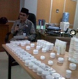 BBPOM Bandung Gerebek Rumah Produksi Kosmetik Ilegal di Sumedang