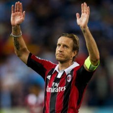 Ambrosini Akan Pergi, Bonera Berlanjut di Milan
