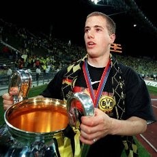 Lars Ricken Bicara Golnya di Final 1997
