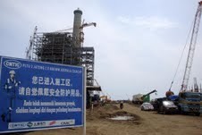 Orang Terkaya dari China Jajaki Bangun Pembangkit Listrik Surya di RI