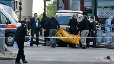 Tentara Inggris Dipenggal, Ratusan Warga Gelar Demo Anti-Islam