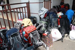 Catat! Aneka Barang yang Harus Dibawa Saat Kemping