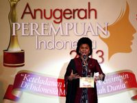 Penyerahan Anugerah Perempuan Indonesia