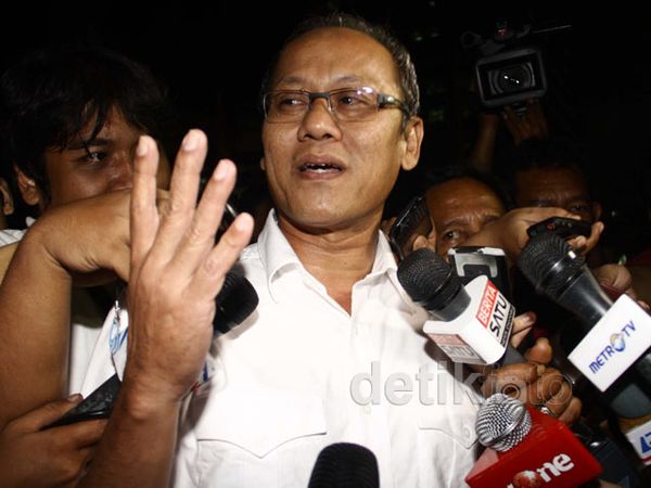 KPK Periksa Deddy Kusdinar Terkait Kasus Hambalang