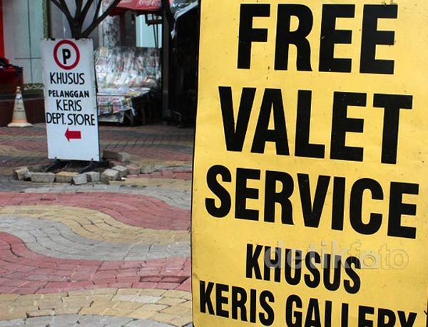Melirik Jasa Parkir Valet