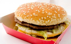 Menu Halal Bawa Perubahan Besar Pada Industri Fast Food Australia