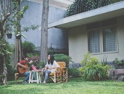 Banda Neira Adakan Pesta Peluncuran Album di Jakarta