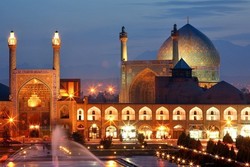 Tamasya ke Negeri Pushtun, Cantiknya Luar Dalam!