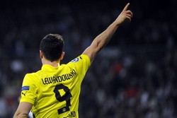 Dari Lewandumbski hingga Lewangoalski
