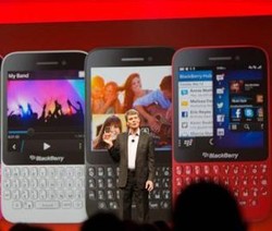 Jajal BlackBerry Q5, Menelusuri Bodi Hingga Mengetik Cepat