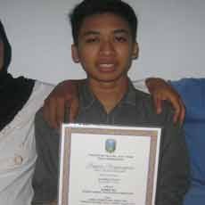 Ingin Kuliah, Peraih Nilai UN Tertingi di Tuban Berharap Beasiswa
