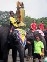 Gajah Dortmund Tumbangkan Gajah Bayern
