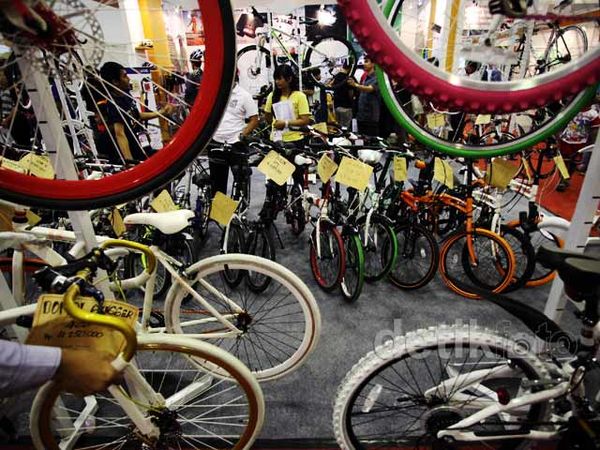 Berburu Sepeda di Inasport 2013