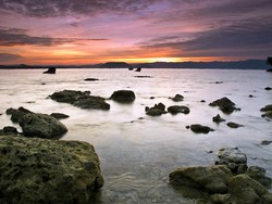 Sunset Keren di Halmahera Utara