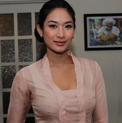 Happy Salma Jalani Program Punya Momongan